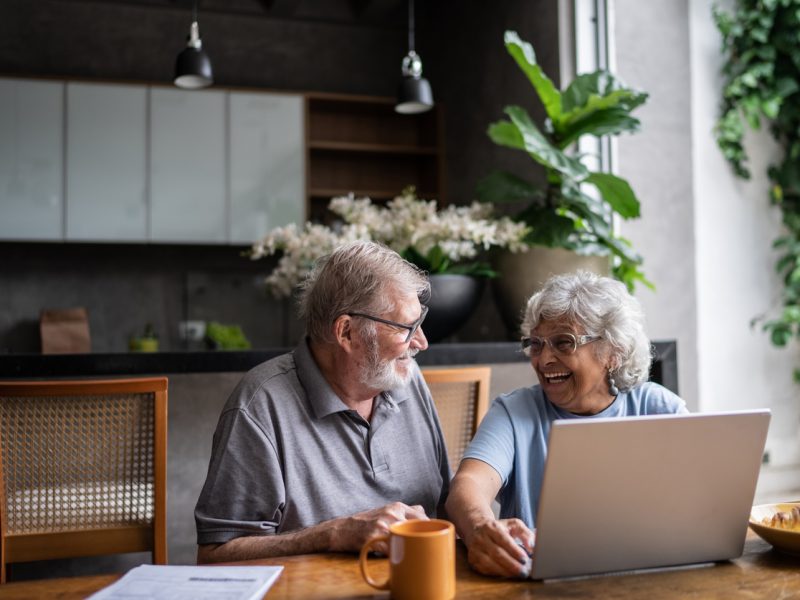 Quanto custa envelhecer bem? Os gastos que entram na conta da longevidade